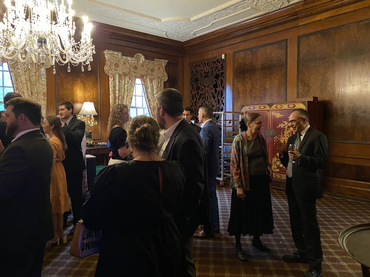 UKYurology's tweet photo. Getting together at Spindletop Hall for the graduation. #Urology #UrologyGraduation https://t.co/XXjcvNL4Pr