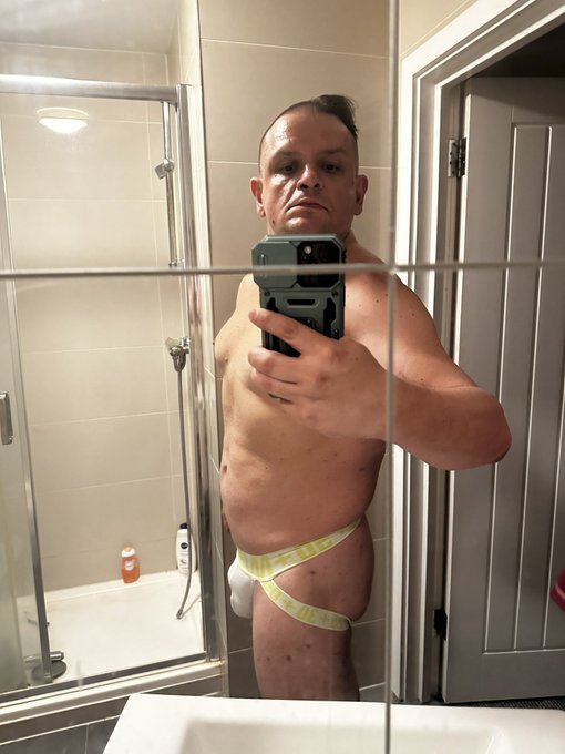 Being aroused by some friends, on the way home, looking for fun in East London&hellip; anyone interested in<a href="/tag/london"class="tags"><span>#london</span></a><a href="/tag/sex"class="tags"><span>#sex</span></a><a href="/tag/couple"class="tags"><span>#couple</span></a><a href="/tag/male"class="tags"><span>#male</span></a><a href="/tag/horny"class="tags"><span>#horny</span></a><a href="/tag/female"class="tags"><span>#female</span></a><a href="/tag/fuck"class="tags"><span>#fuck</span></a>