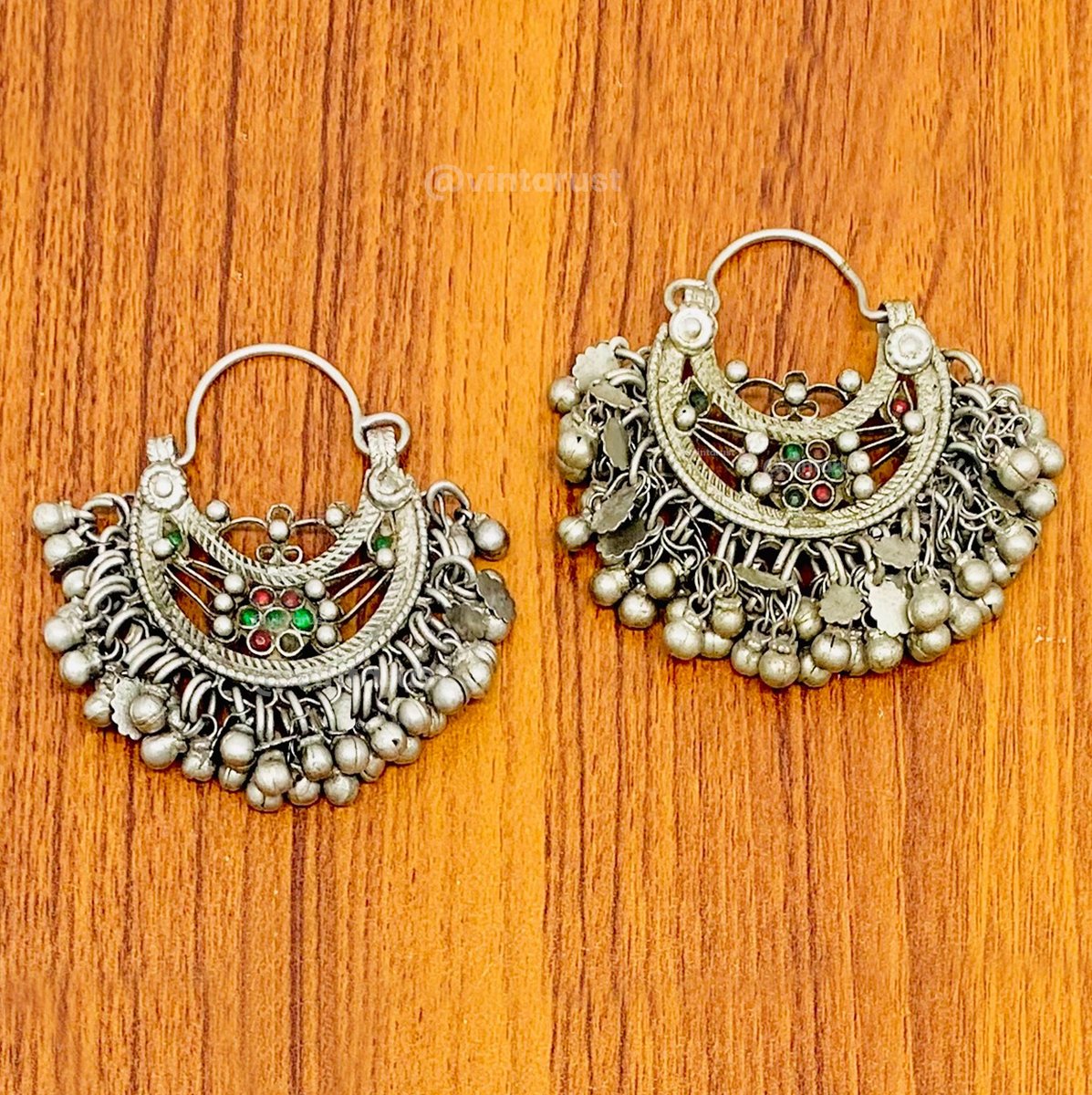 Tribal Kuchi Antique Earrings with Bells. 

Shop Now:
buff.ly/42Ruisl

#earrings #jewelrylovers #fashionaccessories #jewelryaddict #earringlove #jewelrygram #jewelryobsessed #earringstyle #jewelryoftheday #earringsoftheday #jewelryshop #earringstagram #jewelrylover