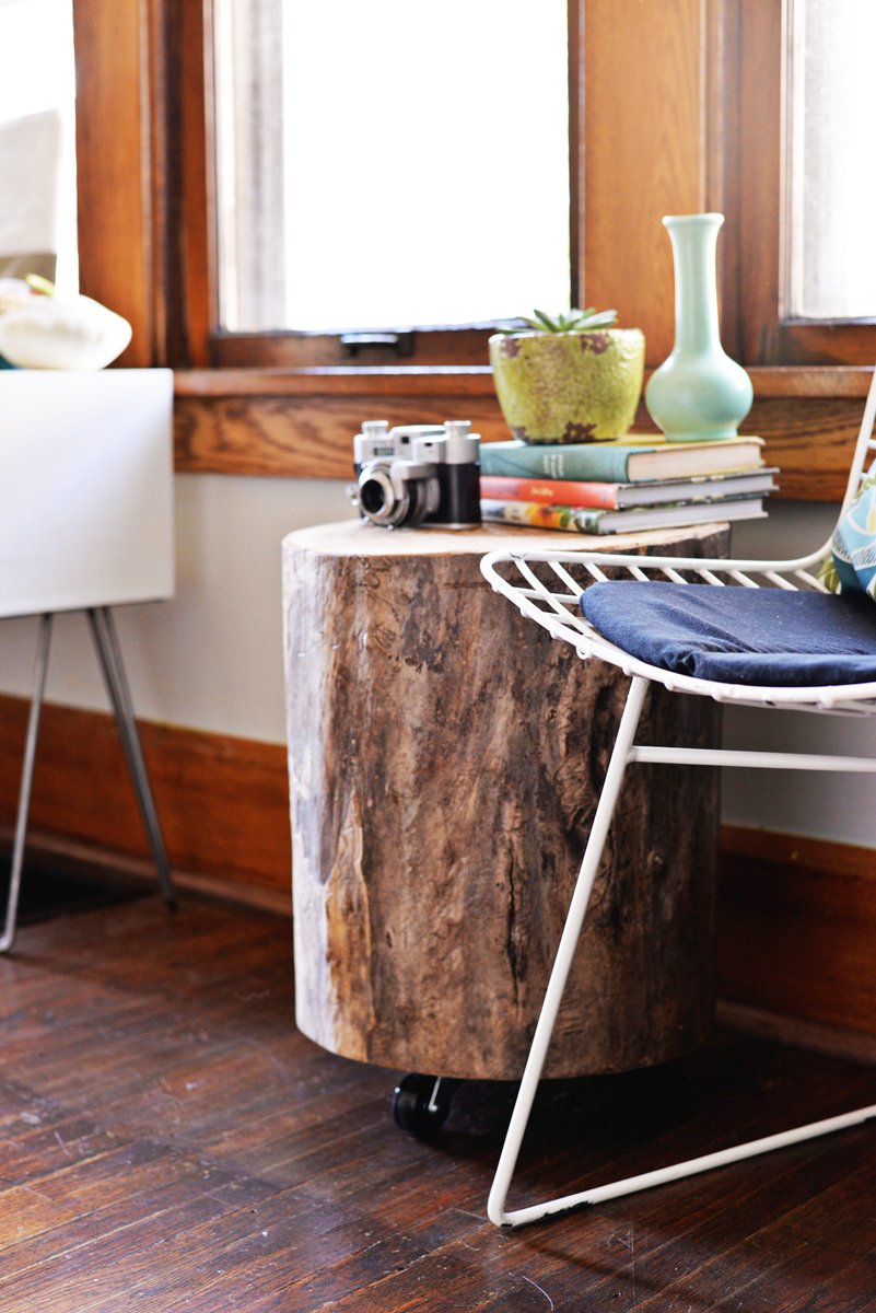 Add a unique piece of furniture to your home with this #handmade tree trunk coffee table. #makeyourown  cpix.me/a/172159892