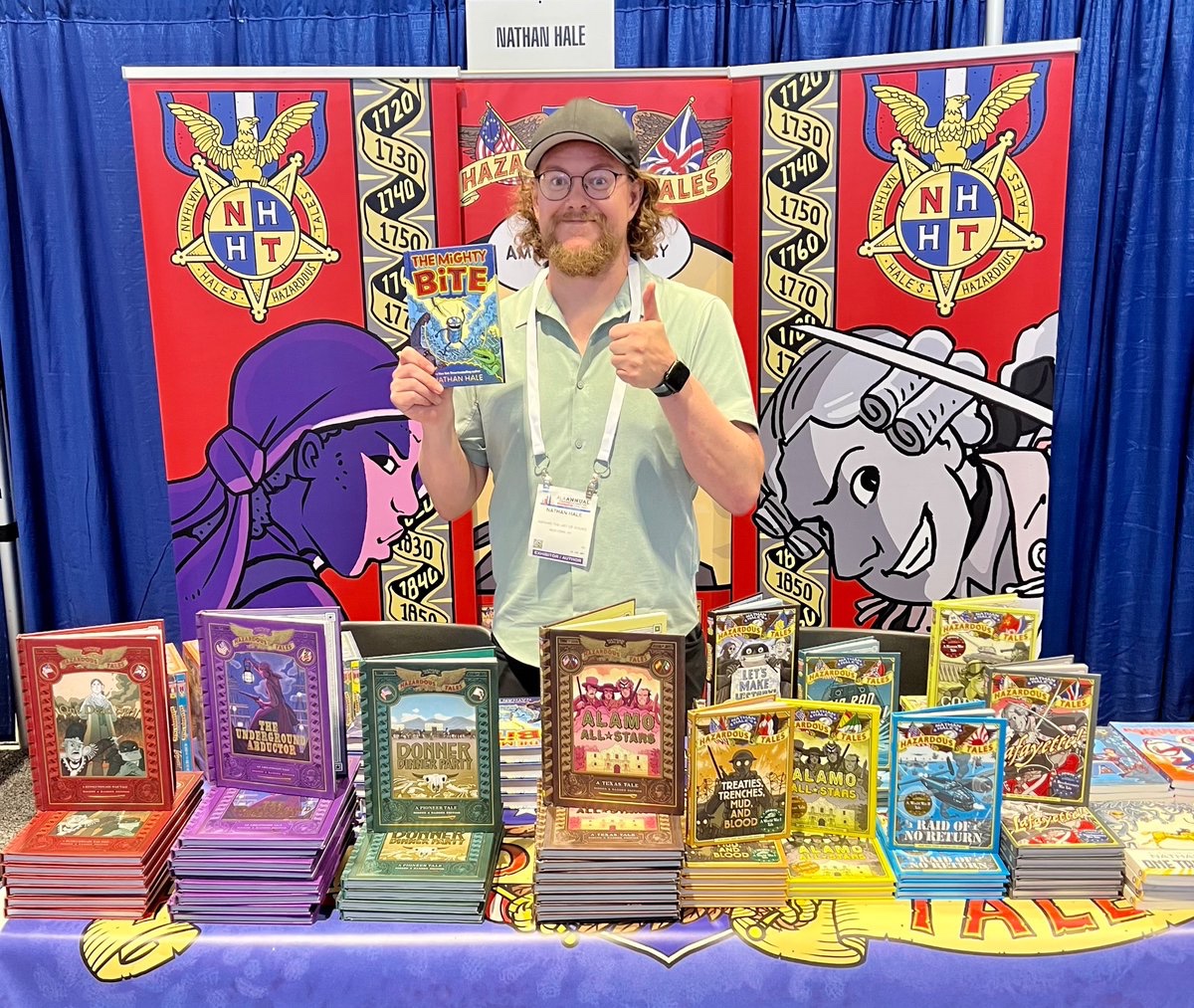 The artist is in the alley. #ALAAC23