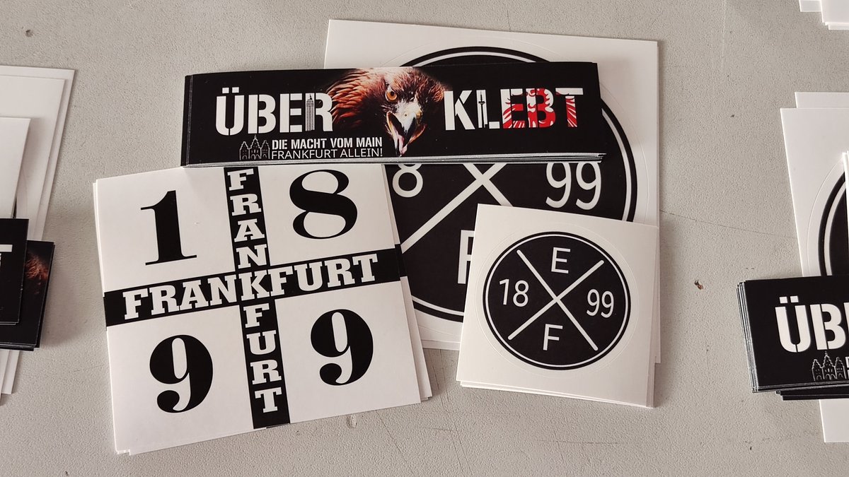 SGEuropa_de's tweet image. Nicht #Moskau, #Putsch, #Puting, #Wagner oder #Eilmeldung sind wichtig, was zählt ist: #ÜBERKLEBT!

🤭😂😂