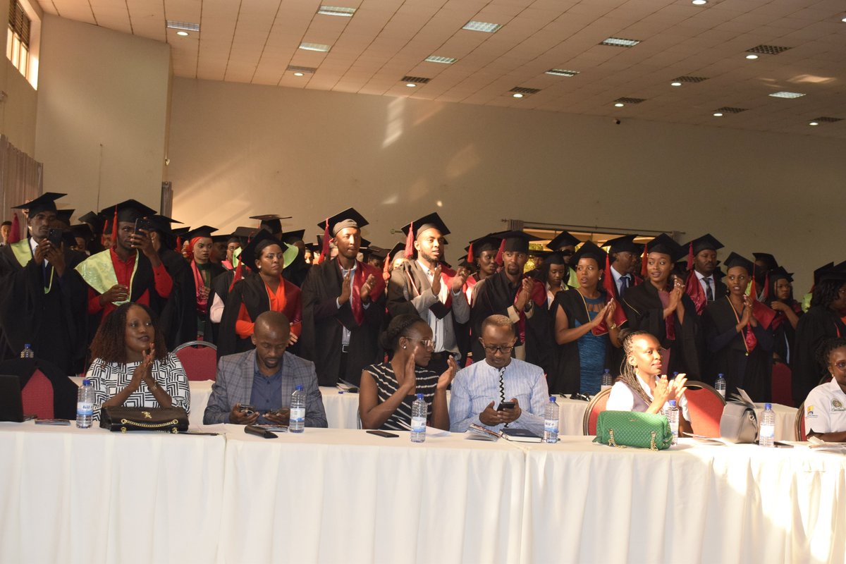 FEAFFA's tweet photo. 🎓🧑‍🎓Congratulations to the 320 graduates of the #EACFFPC training program in 🇷🇼! Capacity building continues to be a vital force in enhancing efficiency in cargo processing &amp; reducing documentation errors, thus contributing to the decrease in the time/cost of moving cargo in EAC. https://t.co/CFwWa0Ibnd