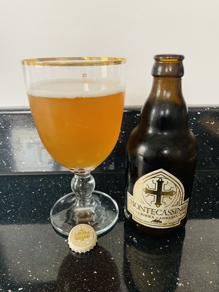 Abbazia di Montecassino 
Alba 
From Lazio, 🇮🇹 
🍻👍