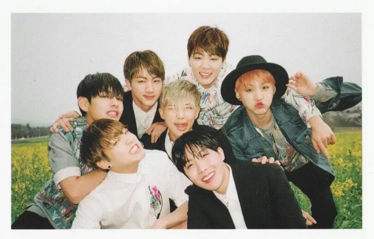 └ Build your life with bangtan ღ

[don't hesitate to qrt with your results]✨