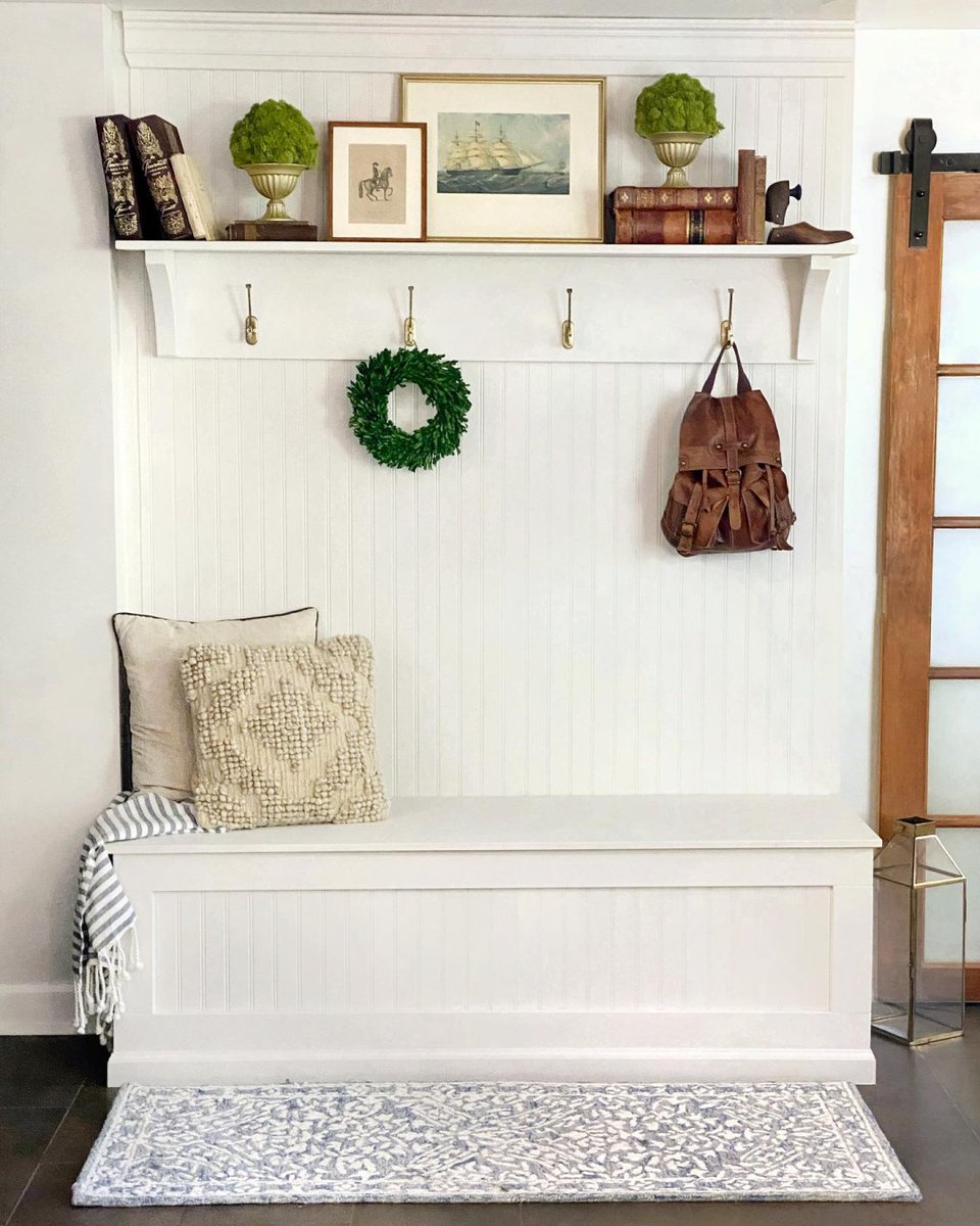 SherwinWilliams's tweet photo. Woodwork for the win. Which mudroom sparks your imagination?
.
#SWColorLove (on Instagram):
📸 1: @ mldesignskc 
🎨: Naval SW 6244
.
📸 2: @ rnaidesign 
🎨: Secret Cove SW 9058 
.
📸 3: @ cliftonscrafts  
🎨: Pewter Green SW 6208 
.
📸 4: @ baker_nest 
🎨: Eider White SW 7014 https://t.co/lyRvMrwRcc