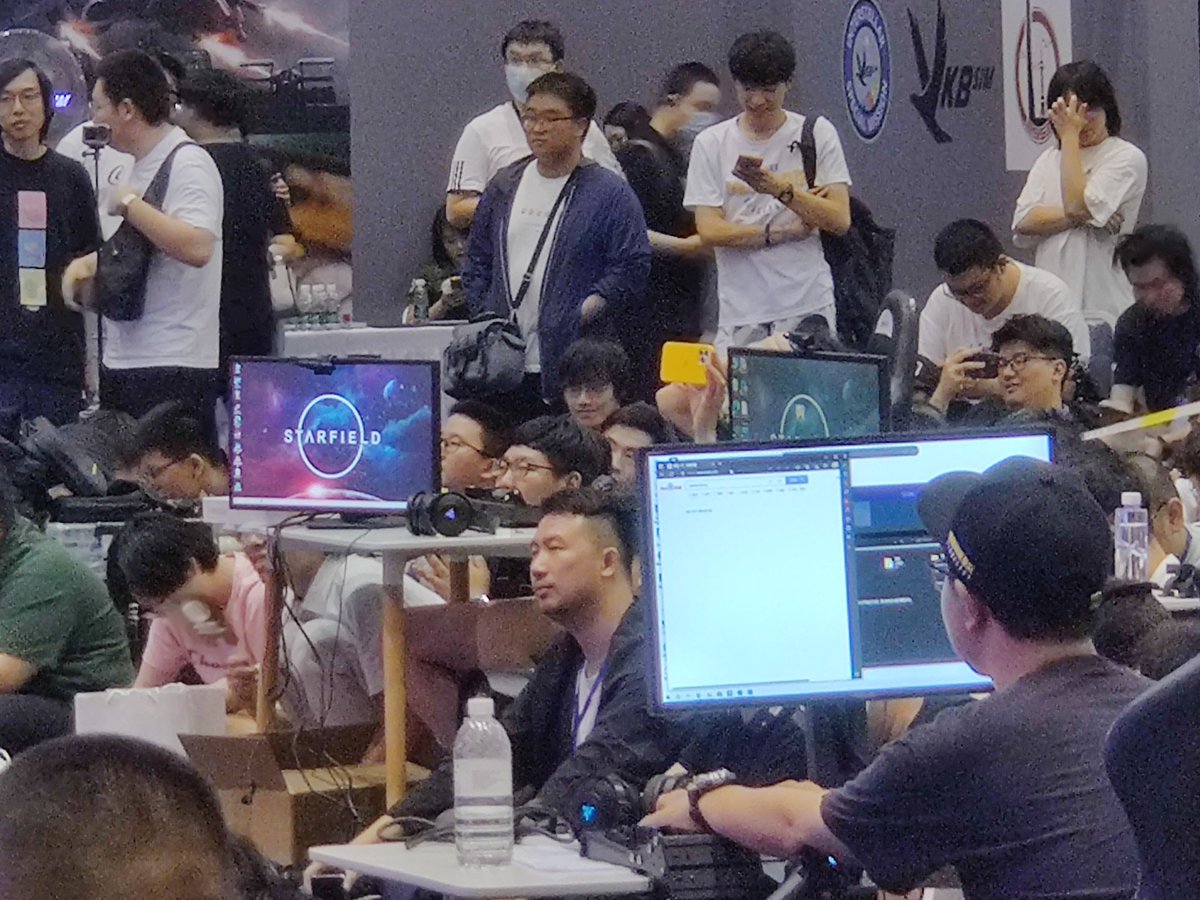 toss on Twitter: quot When our organizer turned the monitor on the venue toss on Twitter: quot When our organizer turned the monitor on the venue