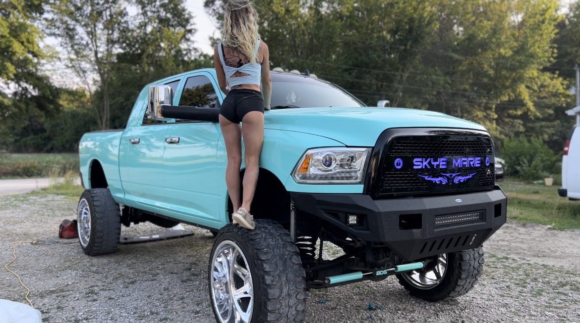 Lex💋 on Twitter: "RT @secretskye22: