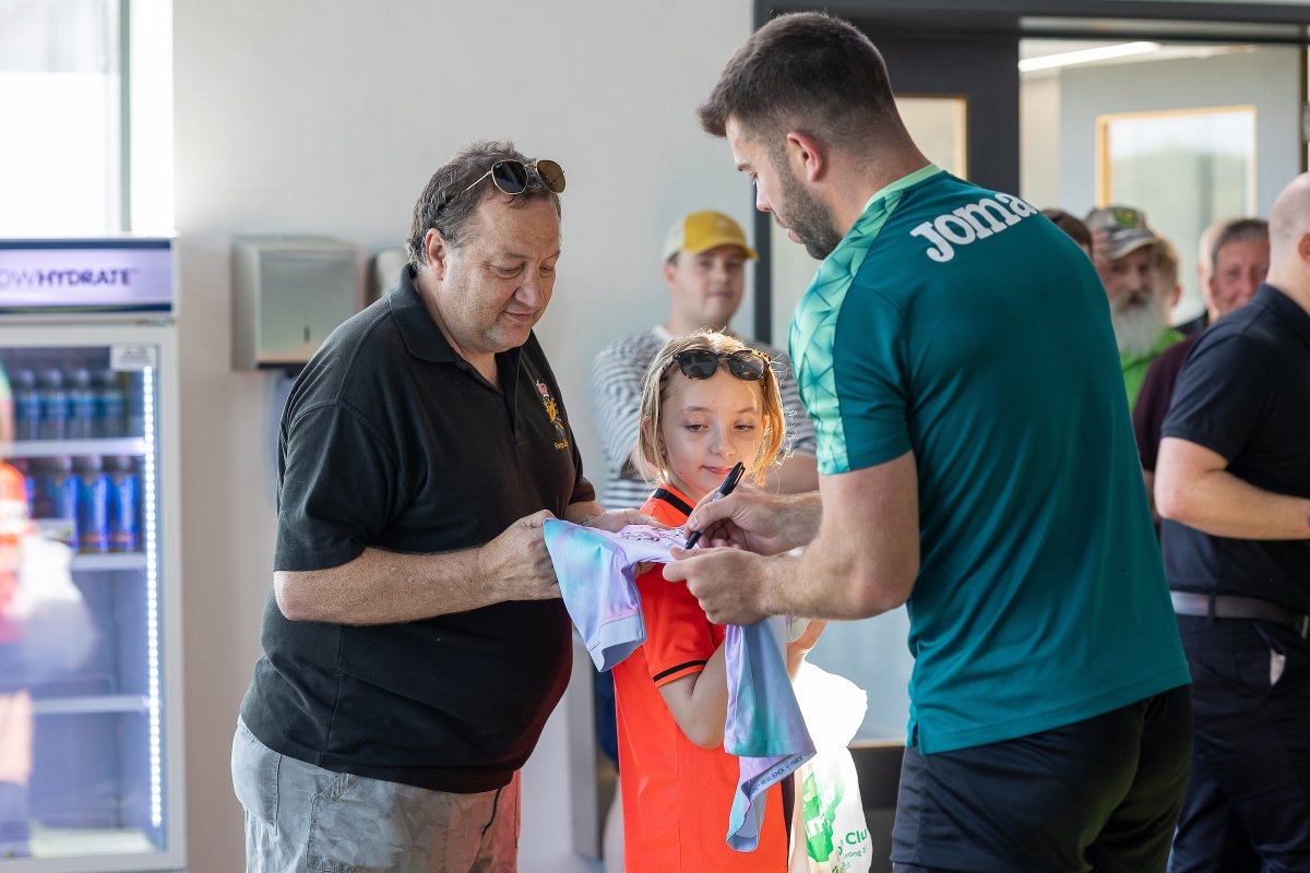NorwichCityFC's tweet photo. 🫡 Today is #ArmedForcesDay.

We recently hosted our own @Forces2Canaries at the Lotus Training Centre. https://t.co/tvik6LtLWe