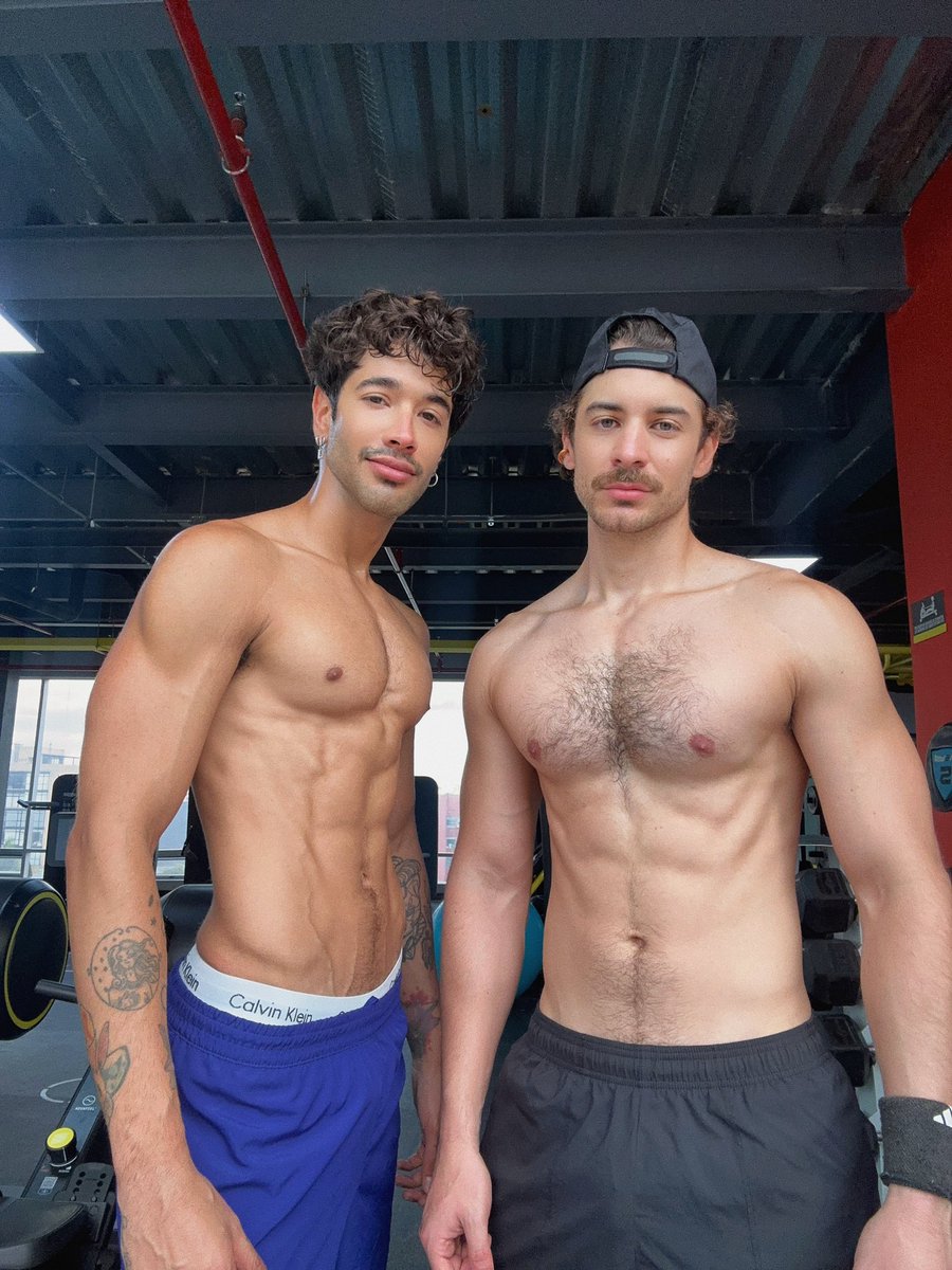Felipejstonem's tweet photo. My gym love https://t.co/vuDMU2fh6l