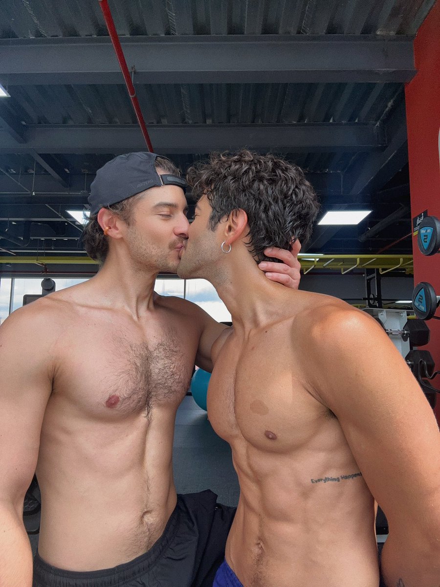 Felipejstonem's tweet photo. My gym love https://t.co/vuDMU2fh6l