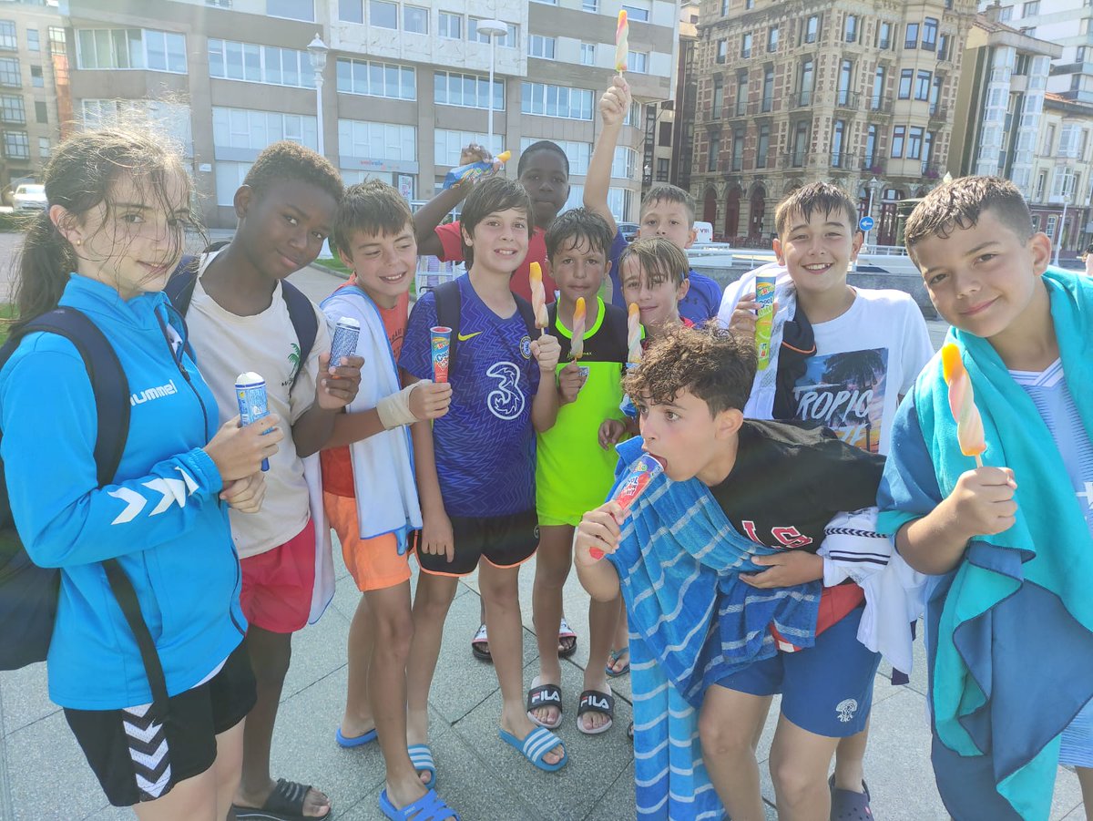 CDMostolesOfic's tweet photo. TORNEOS ☀️⚽️ | 

➡️ Victoria del Cadete y Benjamín

➡️ Victoria, empate y derrota para el Infantil

🙌🏼🔝Viernes intenso de FÚTBOL para nuestros chicos en Gijón

#CanteraMCF #VamosMostoles https://t.co/BwKWtNR6lk