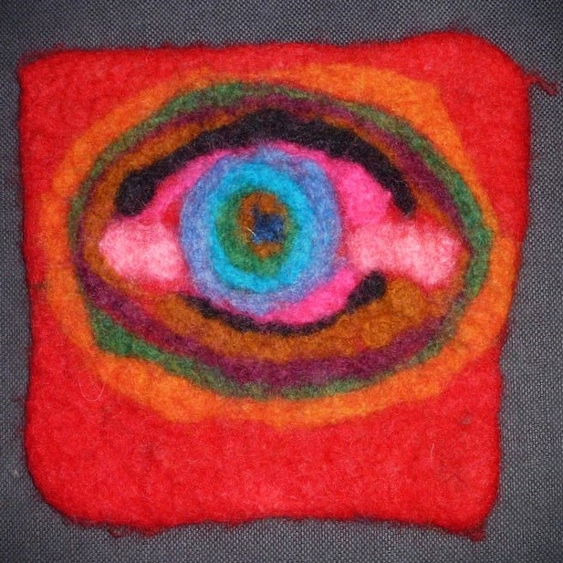 junipergallery's tweet photo. Fiber Arts today! 4th Sundays from 1-3pm (NEW time). Bring your portable project for a casual get-together of fiber lovers. Facilitated by Kate Ellis, this is a FREE and FUN activity! Pre-registration requested, but not required. Juniper is open today Noon - 4pm. https://t.co/wkD1PR0xE4