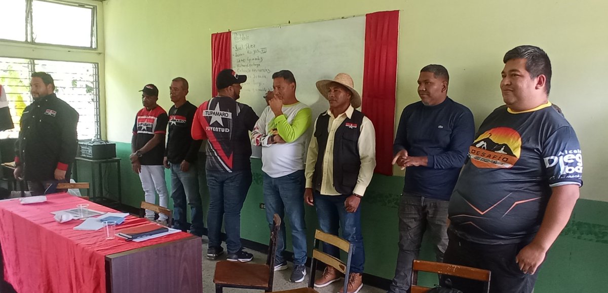 BloqCentroOccid's tweet photo. #AlMomento|| continúa Secretariado Regional Ampliado del Estado @caraboboMRT con proceso de postulación y valorización para luego decidir los tres Rebeldes que asistirán al Secretariado Nacional Ampliado 2023.

#PorLaVidaYLaPaz https://t.co/XUHG8GbHqp