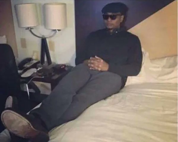 StonerCIips's tweet image. Waiting for your parents to go to bed so you can smoke on the back porch