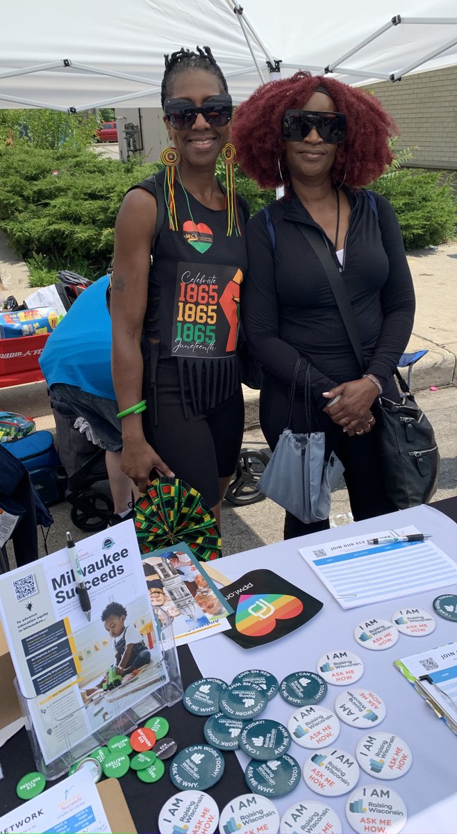 MKESucceeds's tweet image. Several #ECE  Ambassadors represented Milwaukee   Succeeds during the city’s Juneteenth celebrations. They used the event to connect with local families and share info on the ECE workforce, family  services and advocacy opportunities. #ECEMatters