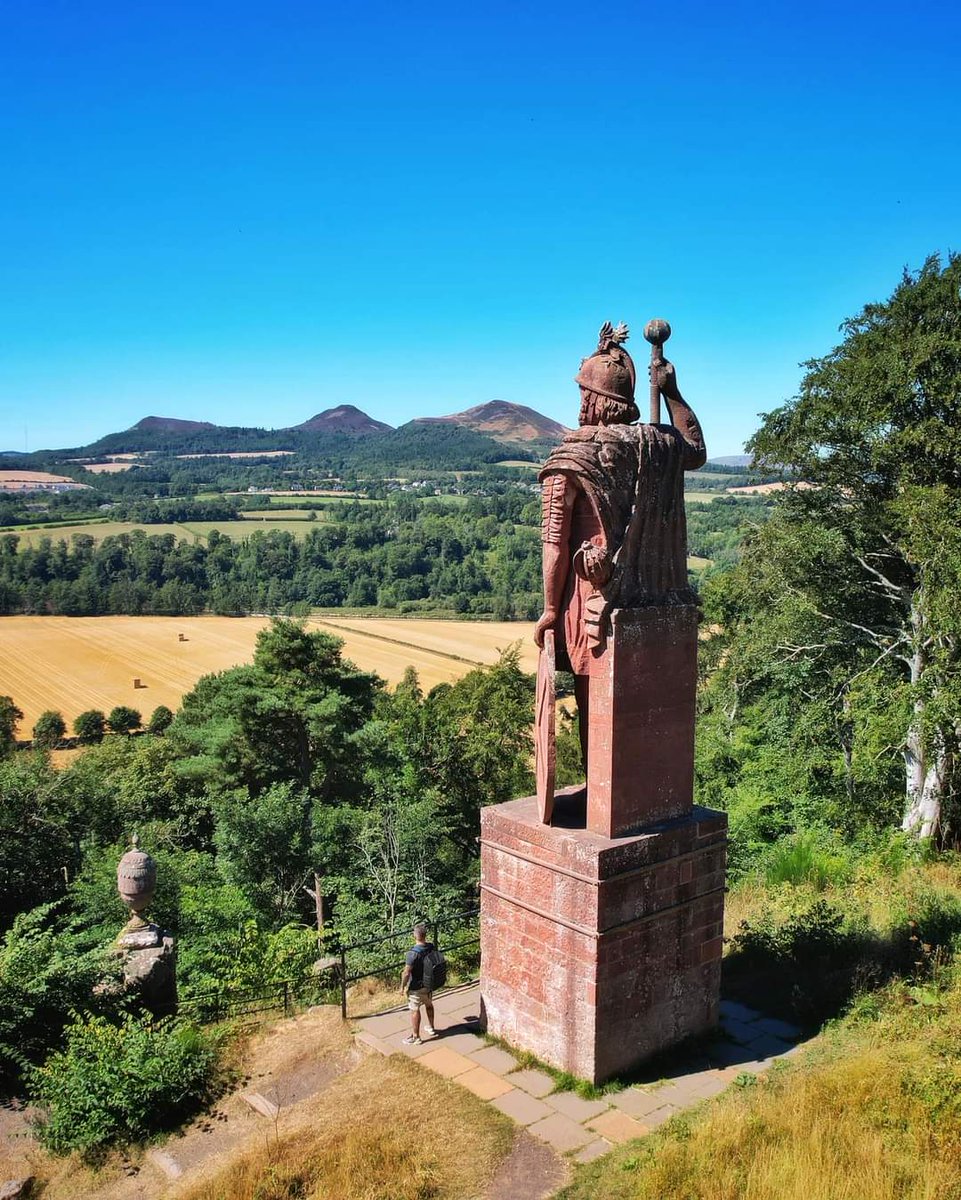 William Wallace statue 🗡️ Scottish Borders 📍🏴󠁧󠁢󠁳󠁣󠁴󠁿💙🏴󠁧󠁢󠁳󠁣󠁴󠁿