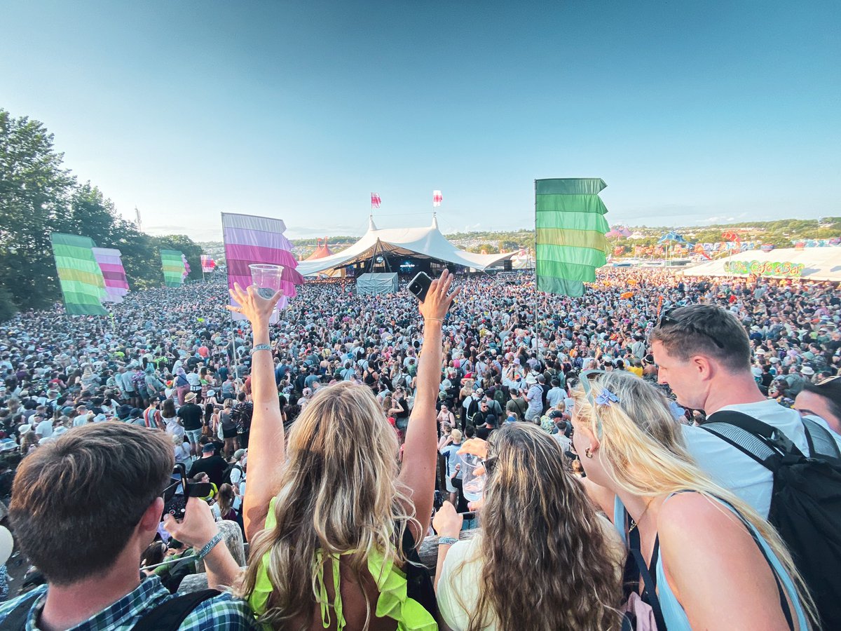 example's tweet image. Thanks to everybody who came to watch us at @glastonbury yesterday… might need a bigger stage next time 🤣🙏🏆

📷 @callumshots