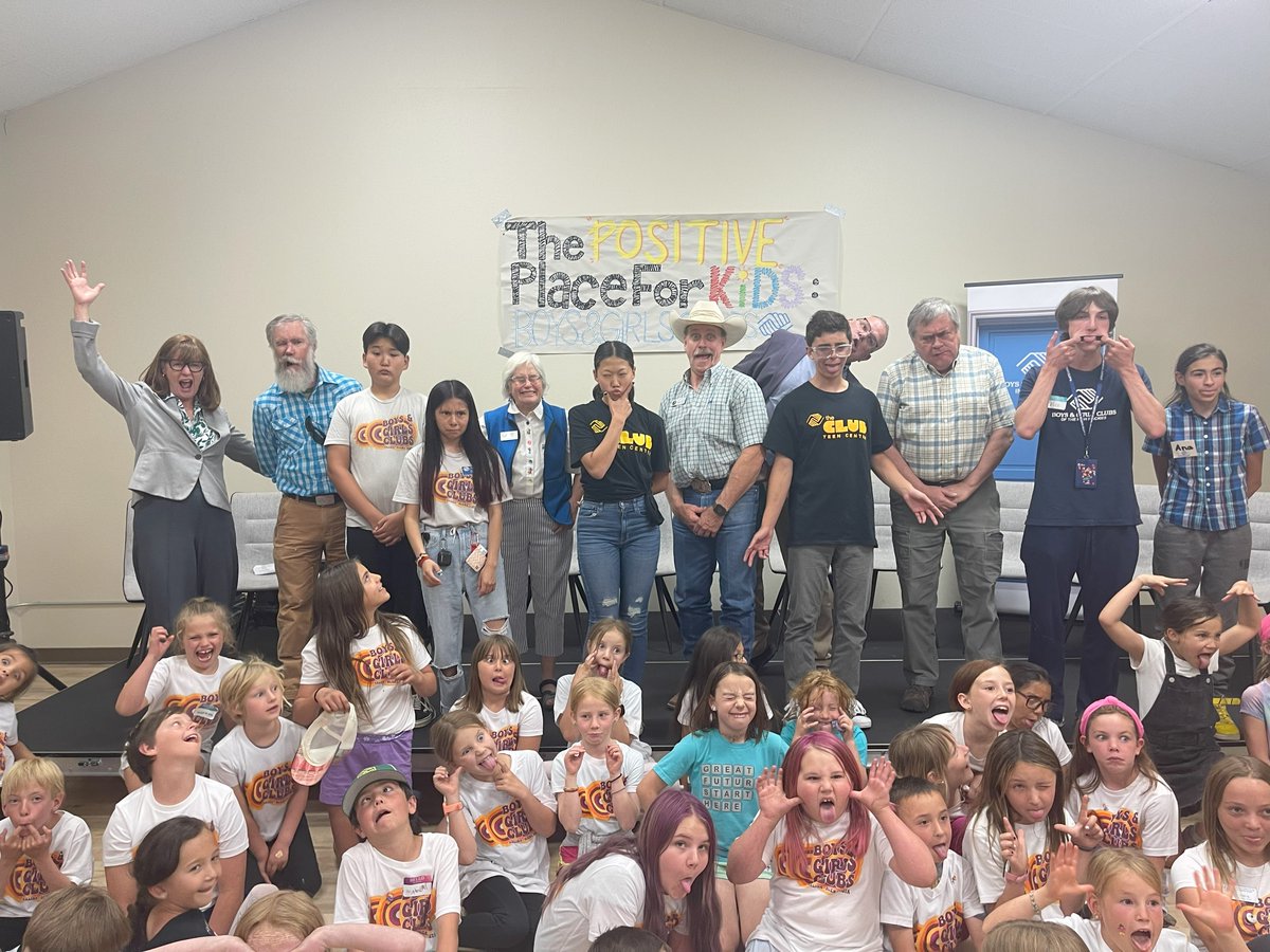 BGCColo's tweet photo. We had an AWESOME day yesterday at our Get the Scoop Ice Cream Social held at the Boys &amp; Girls Clubs of Chaffee County! During the event Club members served on a panel right beside their elected officials including @McCluskieforCO!

#greatfutures
#futureleaders https://t.co/UlPHmEn5Cf