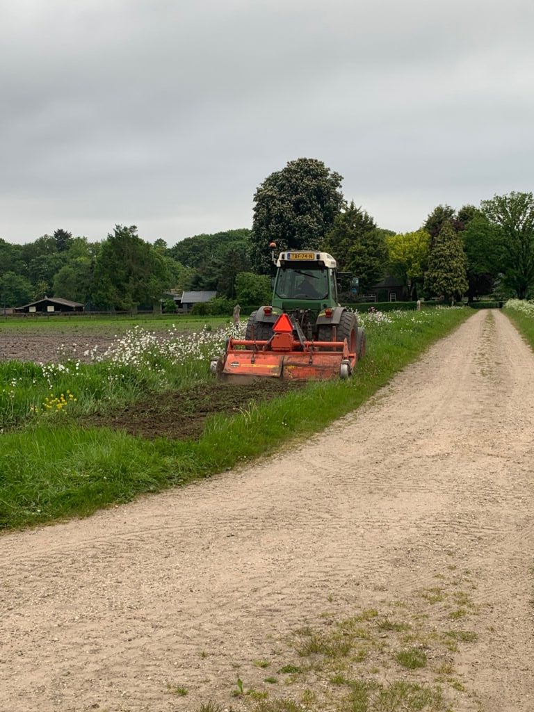 ApeldoornActuee's tweet photo. Stichting Behoud Natuurlijke Enken Beekbergen (SBNE) zet zich met volle toewijding in voor onder andere het behoud en de bevordering van biodiversiteit op de enk in Beekbergen (omgeving Konijnenkamp). #CollectiefVeluwe #Konijnenkamp

https://t.co/yHygCJ8XEp https://t.co/qfEAcIgL78
