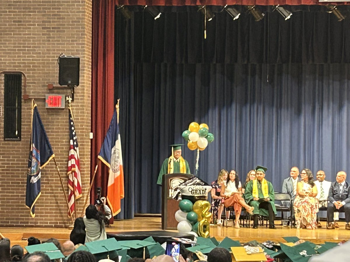 Ralph R. McKee CTE High School (@ralphrmckeecte) on Twitter photo In the wise words of our #ClassOf2023 valedictorian, Yanzu Wu, “The journey is more valuable than the destination…” Let us go forward and enjoy the journey ❤️🥳🎓 <a href="/CSD31SI/">CSD31StatenIsland</a> <a href="/DrMarionWilson/">Dr. Marion Wilson</a> In the wise words of our #ClassOf2023 valedictorian, Yanzu Wu, “The journey is more valuable than the destination…” Let us go forward and enjoy the journey ❤️🥳🎓 <a href="/CSD31SI/">CSD31StatenIsland</a> <a href="/DrMarionWilson/">Dr. Marion Wilson</a>
