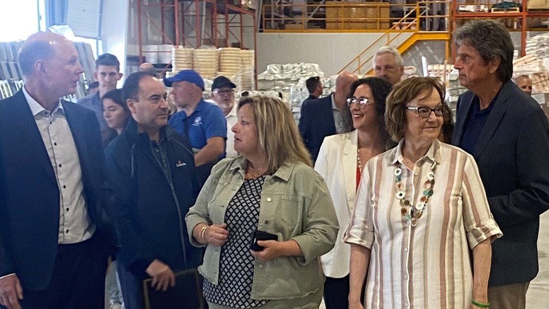 Congratulations <a href="/VinelandGrowers/">Vineland Growers</a> for 110 years of agricultural excellence, and all the best in your brand new facility within Jordan. Thank you for your commitment to #LincolnON, for strengthening our local economy and bringing vital jobs to the region.