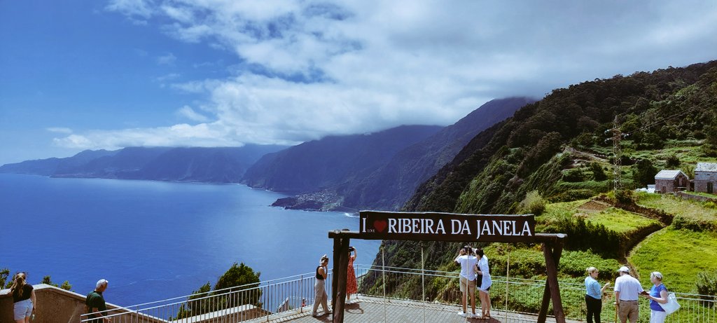 Mike1981__'s tweet image. #Viewpoints from West of #Madeira

#Portugal
#Funchal
#Magic
#Scenery 
#miradouro