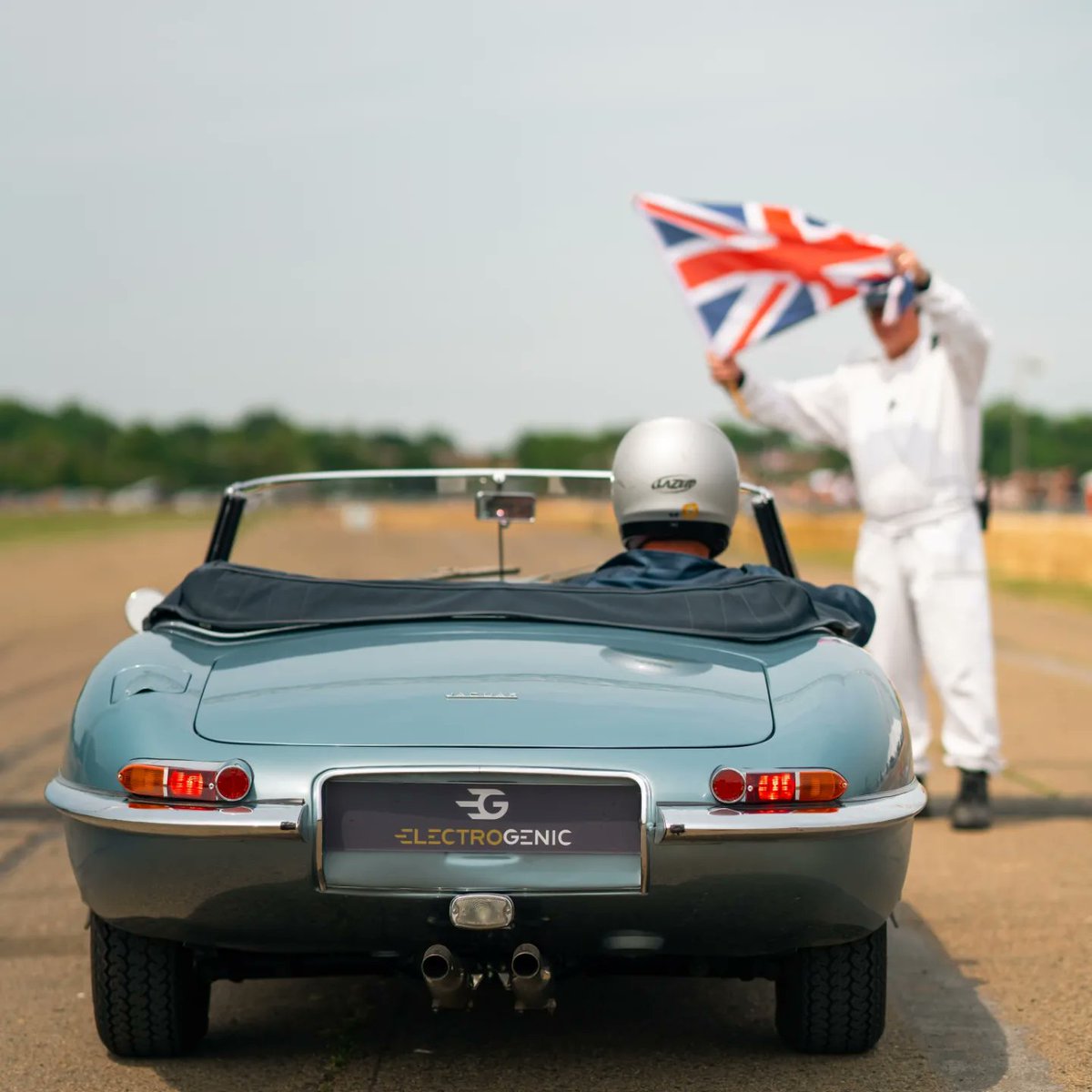 ElectrogenicREV's tweet image. ⚡️Racing into the weekend⚡️
Some fave pics from @BicesterH Flywheel last weekend.
We had a great time - next Scramble is October. We&apos;ll be there.....
Which of our cars would you like to see? 
#ElectricConversion #PoweredByElectrogenic