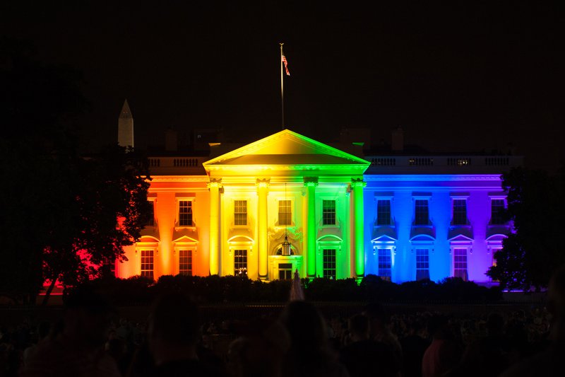 NewAmerica's tweet image. 🧵 ICYMI: This June, #TheThread is getting loud and proud as we celebrate #PrideMonth.

📚 The Queer National Security Reading List
💻 Youth, Pride, and the Digital Divide
💌 Dear Fellow White Queers
🏫 Teachers and Schools Supporting LGBTQ Students

📰 bit.ly/45W19yU
