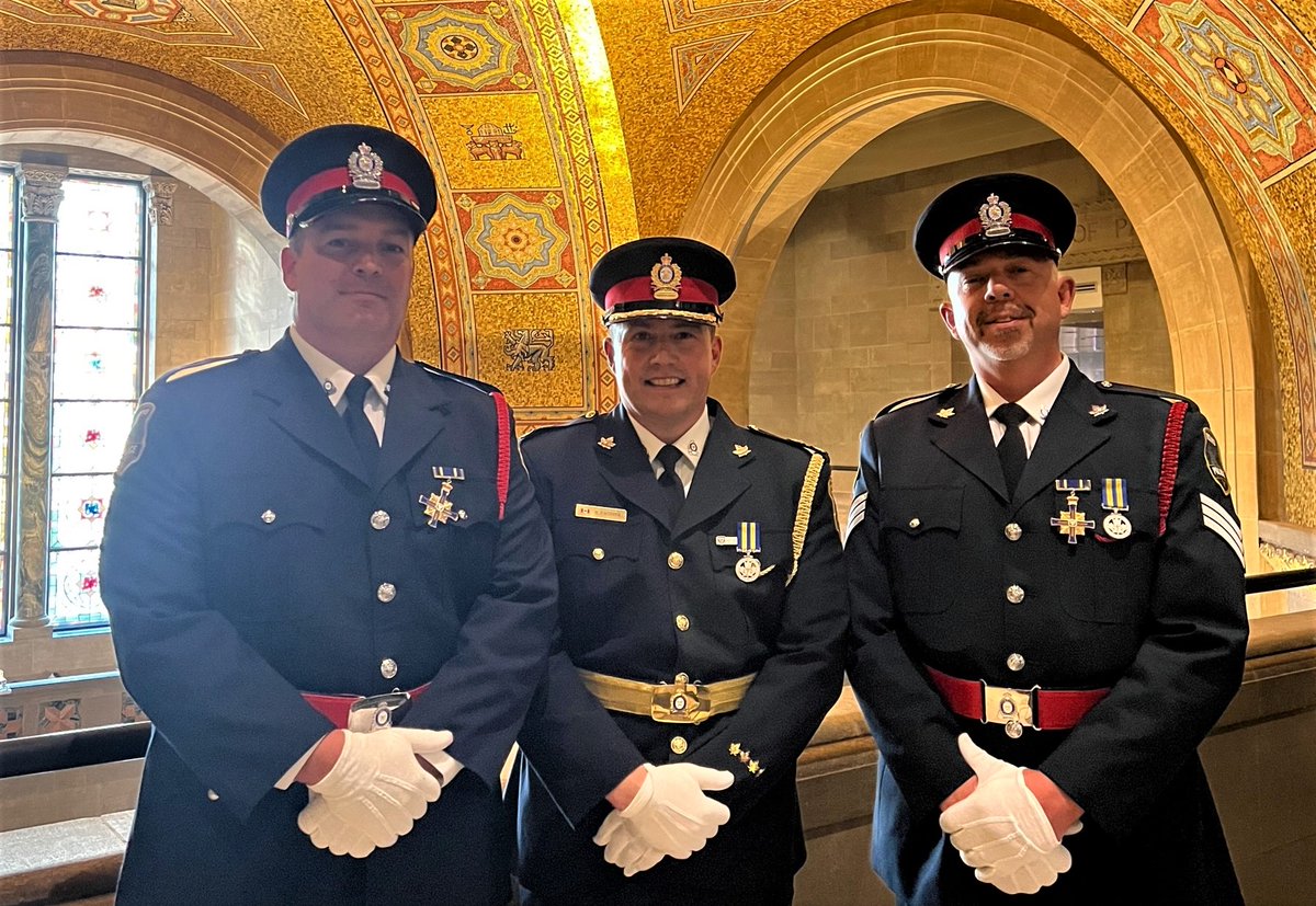 Timmins Police on Twitter "Timmins Police officers receive recognition