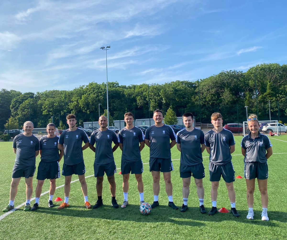 LCFCAcademy's tweet photo. 🙌 Final session of the 22/23 season for our Emerging Talent players!

Thank you to all players and parent/guardians who have supported the programme this year. Also a thank you to our coaching team, who have worked hard this year to develop not only the players but themselves! https://t.co/3aP85oTHJj
