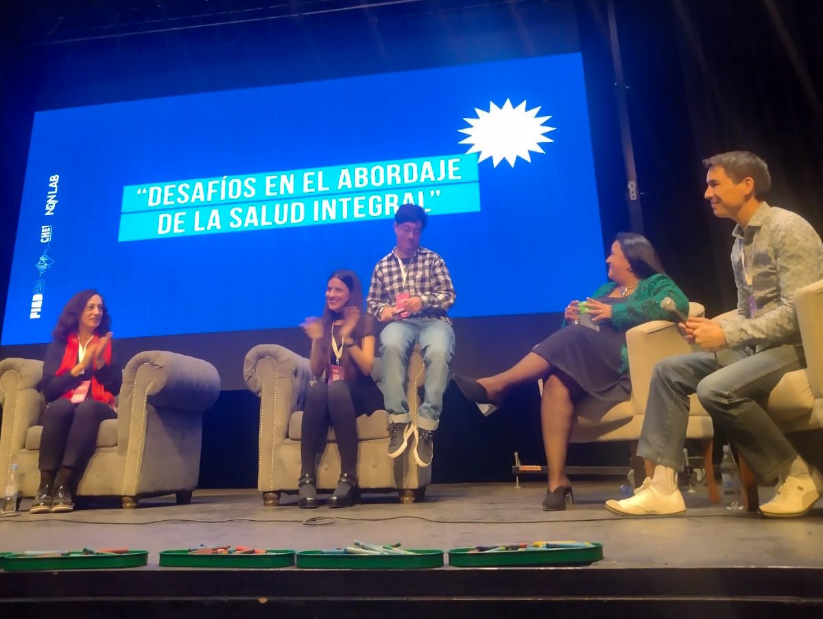 DDHH_RI_CI's tweet photo. | #Diversidad
✅️ Participamos del "4to Foro de Infancias y Adolescencias Diversas #FIAD" en el Cine Teatro Español, organizado por la @SubseDiversidad de Neuquén.
#SecretaríaDeCiudadanía
#MunicipalidadDeNeuquén https://t.co/M6yzZGFKKK