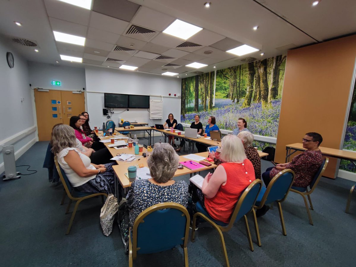 APCSW1's tweet image. Thank you to APCSW committee members for a great day! Interesting discussions and fab ideas from folk who are passionate and committed to palliative care social work with people experiencing life limited illness and their carers/loved ones!
Proud to work with you all 🤩☺️