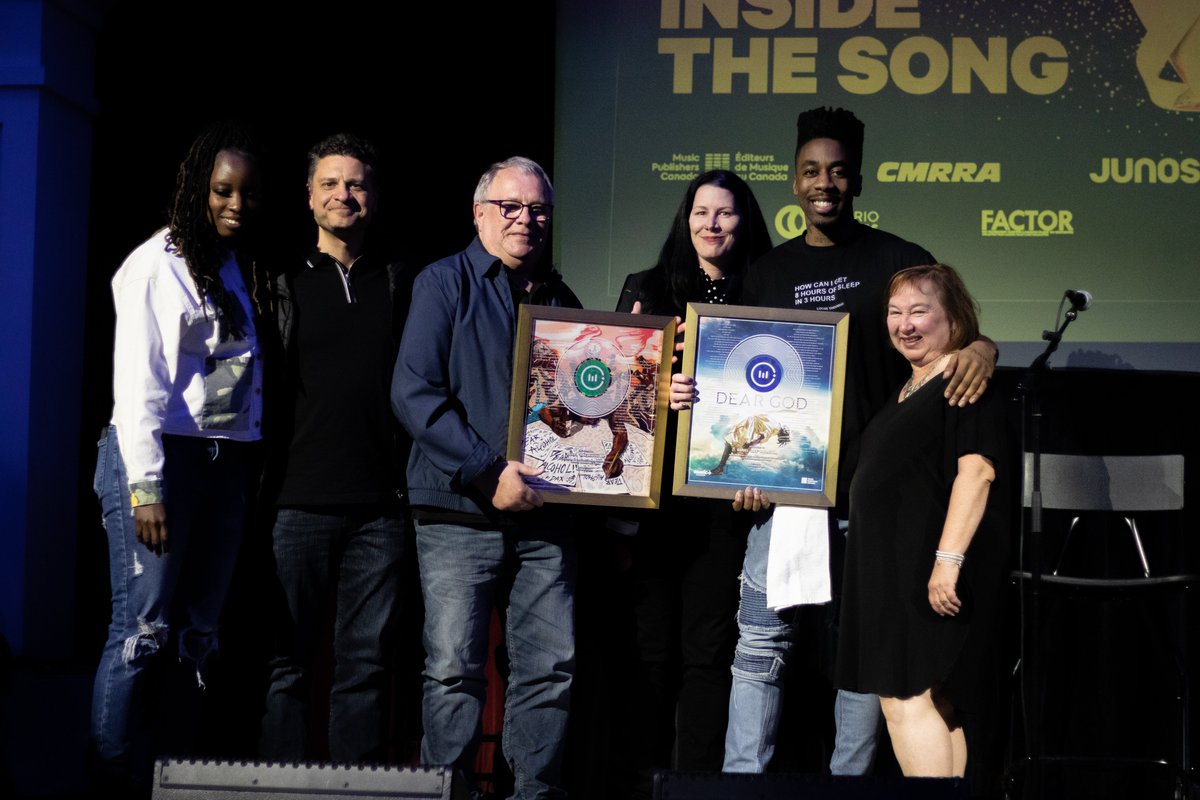 Congrats to Canadian rapper @thatsdax for receiving @canmuspub /@Music_Canada Songwriting and Music Publishing Award plaques at Inside The Song. The plaques recognized his writing on his Gold-certified songs “Dear Alcohol” & “Dear God”, and were presented by @SonyMusicPubCAN