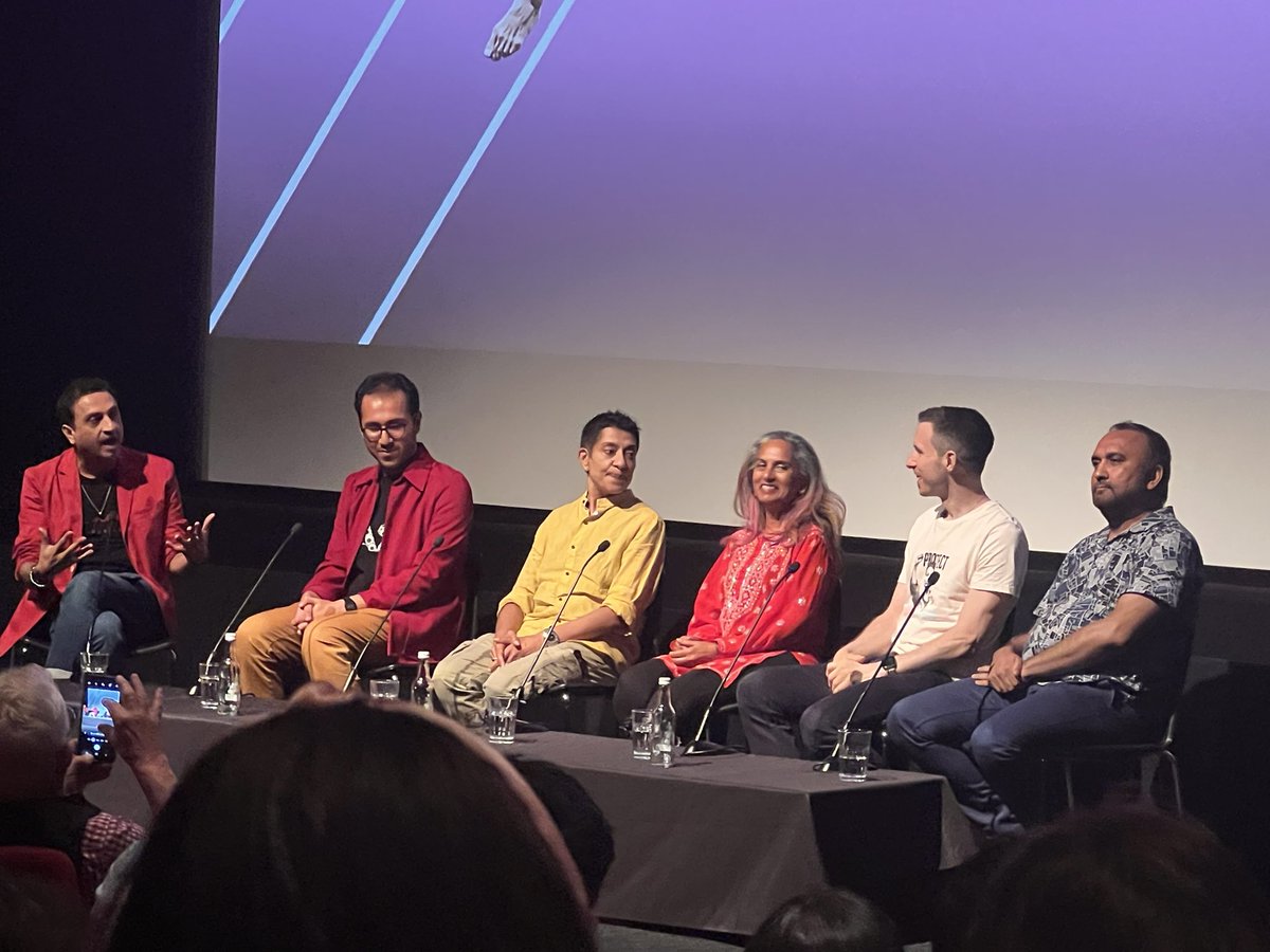 Joyous celebration of being brown & queer at @LoveLIFF’s #TooDesiTooQueer shorts, with world prem of @clubkali doc, honouring tireless energy of @djritu1 & Rita to create a safe #LGBTQ space to be your true selves, nurturing #mentalhealth & kindness @nazandmatt @GINindianUK @BFI