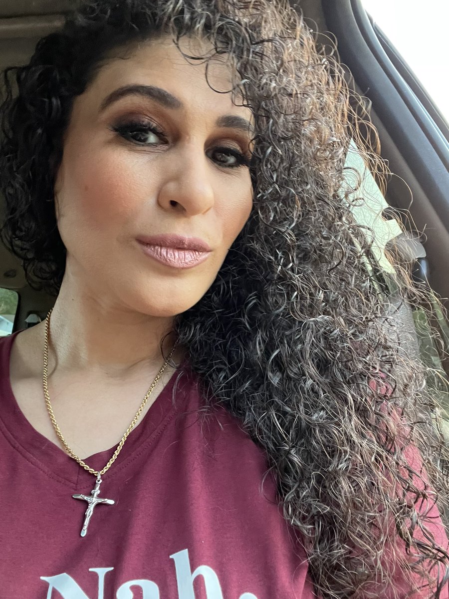 MysticMonica's tweet photo. Hey Wallets… In case you forgot… who you SERVE… I am your Latina Queen! 👑💋👑#KissMyFeet #Size11Foot #AssWorship #BigBooty #CashCow #PayDayPiggy #CashDrain #GiveMeAllOfIt #HumanWallet #FinDom #FinDomMistress #FinDomGoddess https://t.co/8gxAZuGBaV