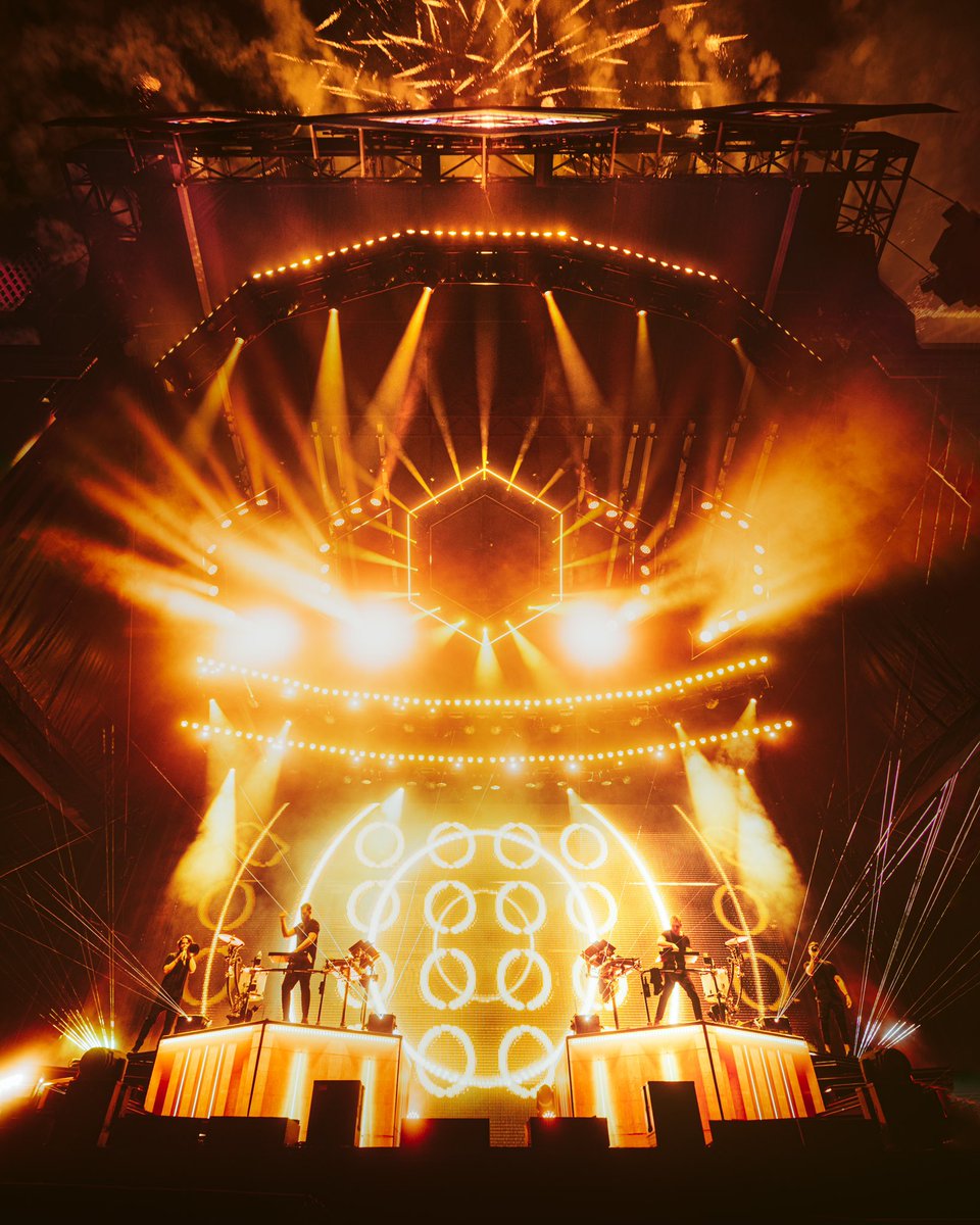 odesza's tweet photo. Leave it to the Forest for always showing up with the best vibes, last night was perfect! Summerfest, we’ll see you next week! https://t.co/QSKKtXXBJL