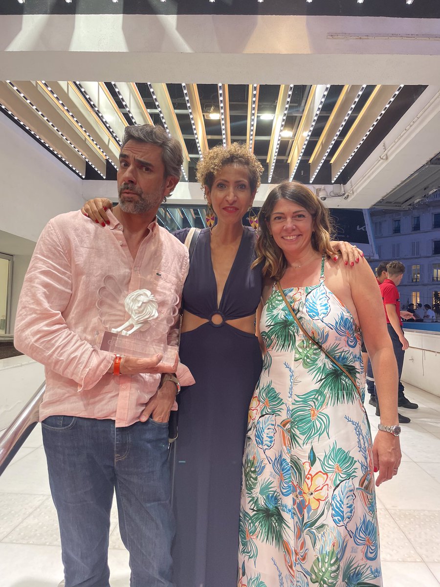Havas Paris (@havasparis) on Twitter photo Le Grand Prix for Good est à nous ! ❤️🏆
Ultime consécration pour Anne de Gaulle ce soir aux Cannes Lions.
Immense fierté partagée avec la <a href="/Fondation_AdG/">Fondation Anne de Gaulle</a> et nos partenaires <a href="/GroupeADP/">Groupe ADP</a> et <a href="/franceinfo/">franceinfo</a>
We made it ! 🫶 Le Grand Prix for Good est à nous ! ❤️🏆
Ultime consécration pour Anne de Gaulle ce soir aux Cannes Lions.
Immense fierté partagée avec la <a href="/Fondation_AdG/">Fondation Anne de Gaulle</a> et nos partenaires <a href="/GroupeADP/">Groupe ADP</a> et <a href="/franceinfo/">franceinfo</a>
We made it ! 🫶