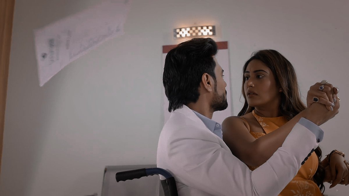 yourfav_sreyy's tweet photo. 🥹❤️🩹
#NavIsha #Sanjivani2 https://t.co/0KMInR0PUh