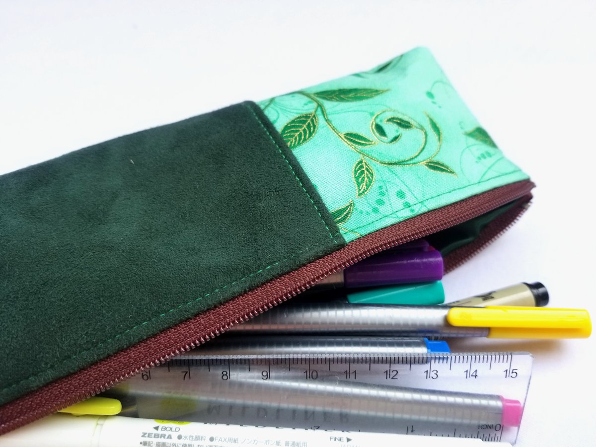 Games By Bee tweet media