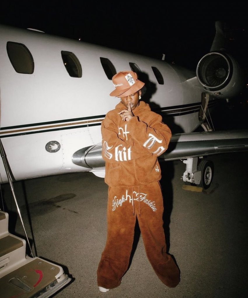 turntable-charts-on-twitter-seyi-vibez-has-tallied-over-255-million