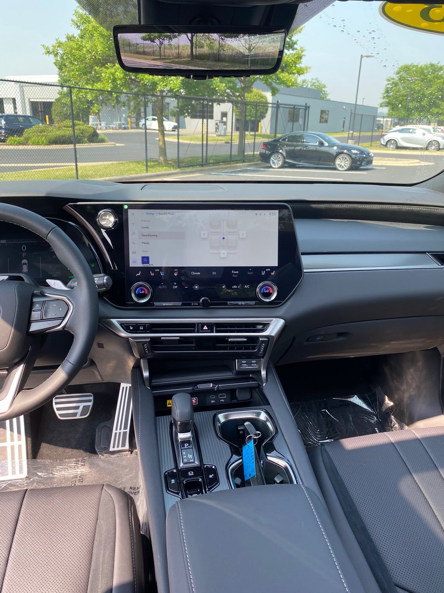 LexusofMadison's tweet image. This certified pre-owned 2023 Lexus RX 500h L is available on our lot today here at Lexus of Madison. #LexusRX500hL #LexusOfLakeway