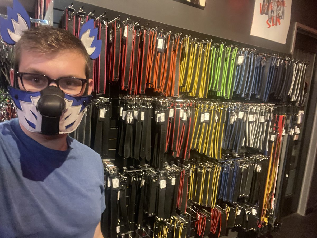 Pup_Query's tweet photo. Day one in SF was fun. I should have brought more silicone lube https://t.co/4cYE1NlWvA