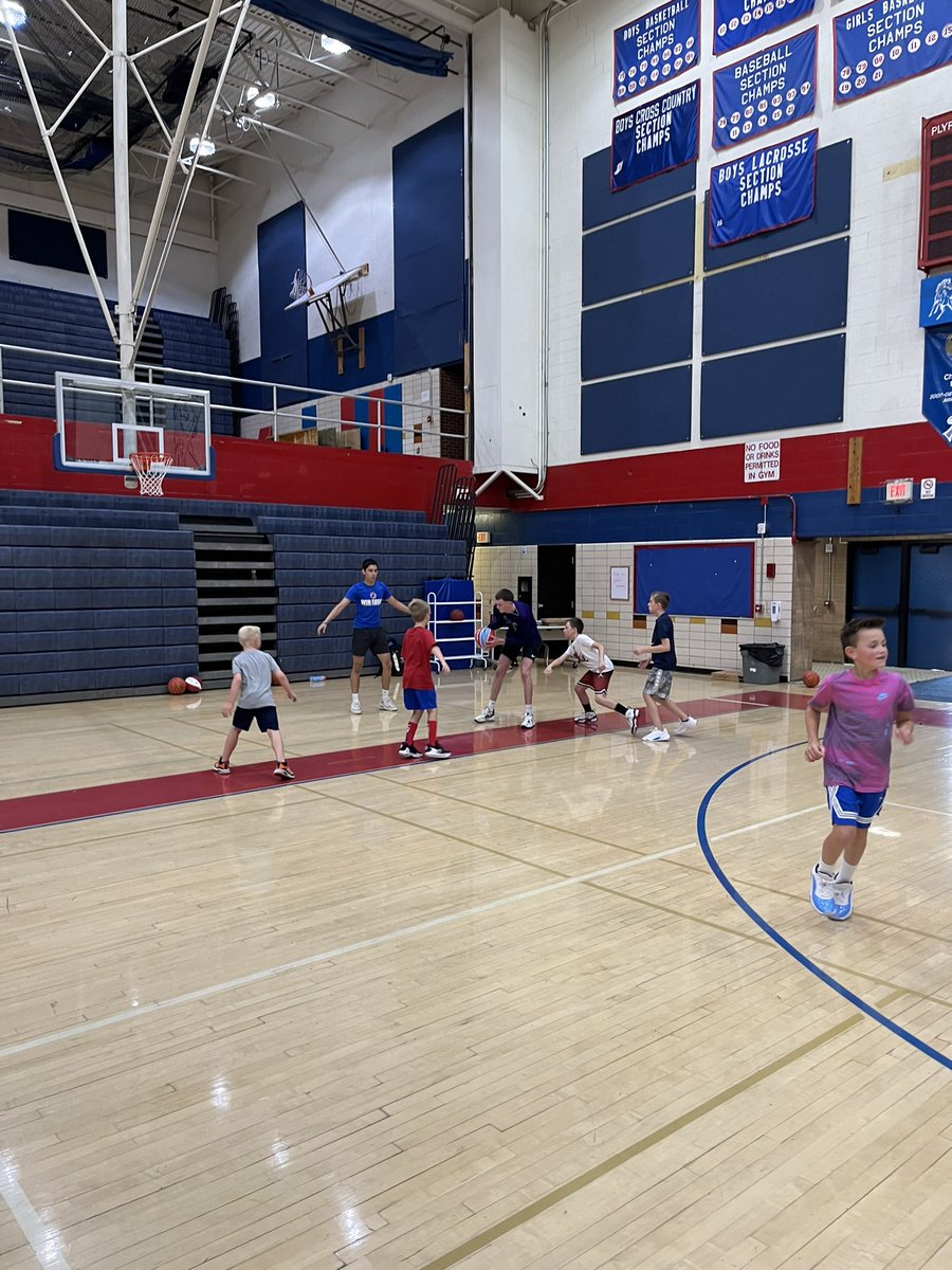 CoachSensor's tweet photo. CV youth camp was a success! Lots of fun for the campers, our players and coaches! Thank you to everyone who helped out! Always our best team builder!!! Those young Colts have a bright future ahead of them!!! #WEoverME #FUTURECOLTS https://t.co/XF7Mkv2H11