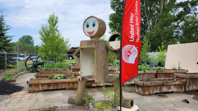 mypgnow's tweet photo. United Way, CIBC gather to build planters for new UNBC garden 
https://t.co/L5Tul5n0A4 | #CityOfPG #PrinceGeorge https://t.co/9WwR0HLGCa