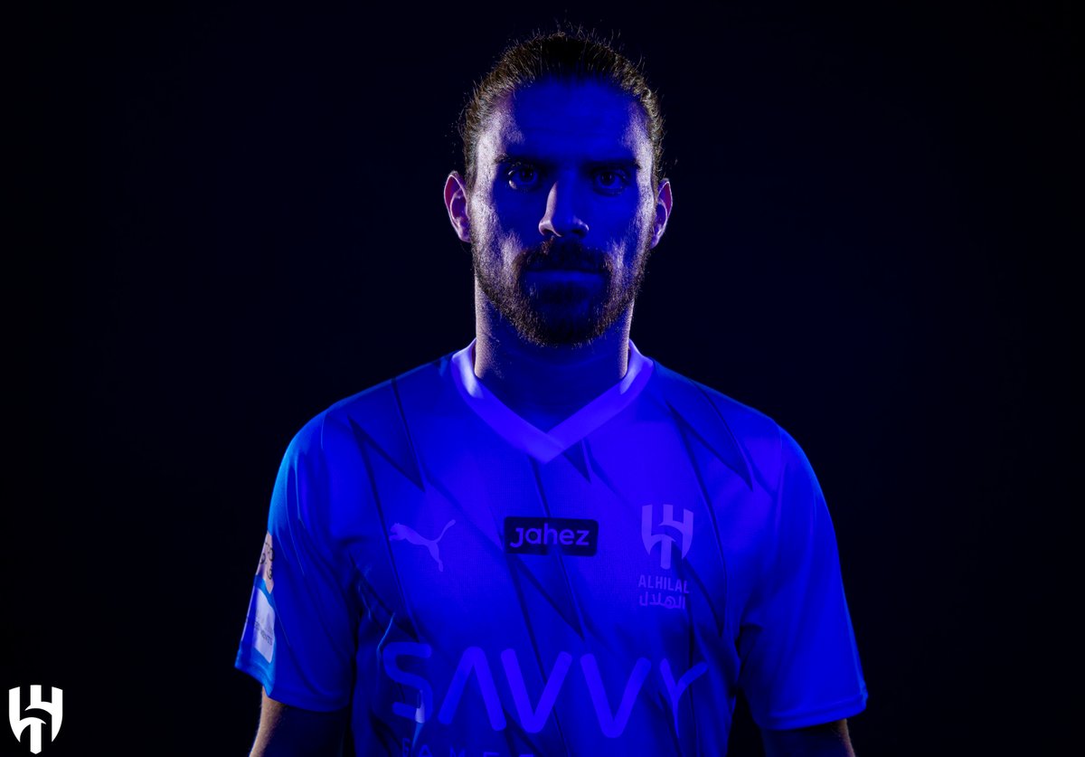 🤳🏻 "الرولـز روبـن" يتحـدّث عبـر #سناب_الهلال 👇🏽💙

snapchat.com/add/alhilaloff…
#نيڤيز_هلالي