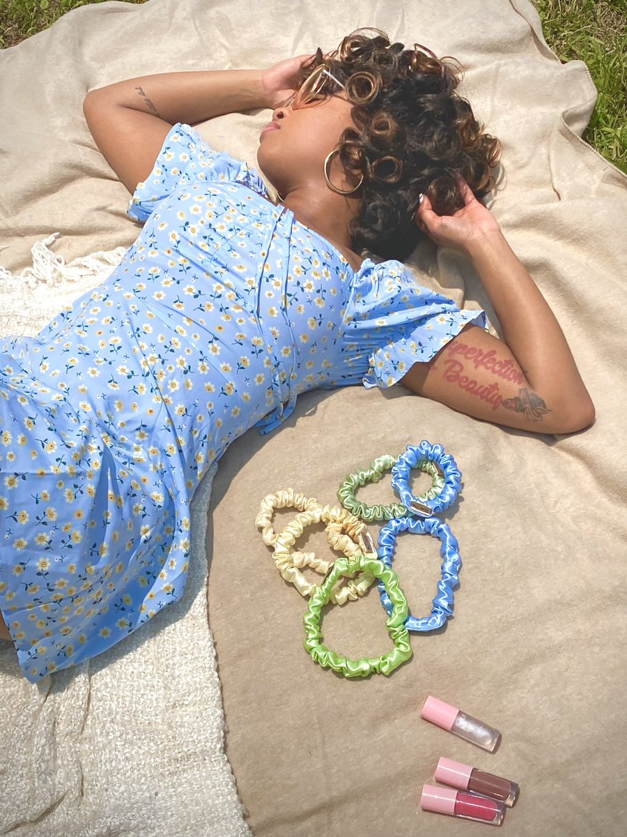 lovelija's tweet image. Nomi Puff offers an exquisite line of premium satin hair scrunchies designed to cater to all hair types, from natural to fine hair. With a focus on quality and style, Nomi Puff provides a luxurious solution for those seeking to elevate their hair accessory game. @nomipuff1