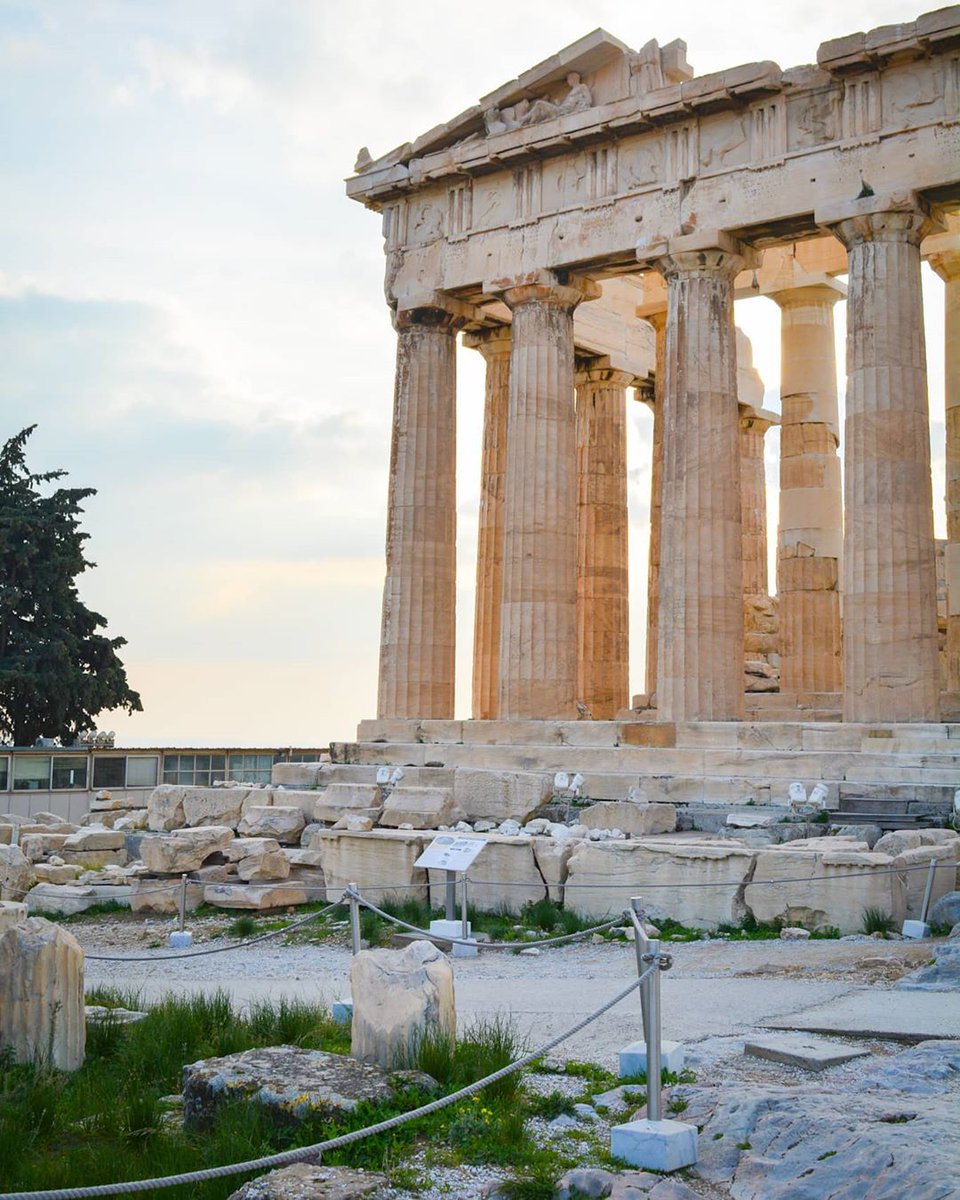 🏛 The Parthenon, Athens ❤

#ClassicsTwitter