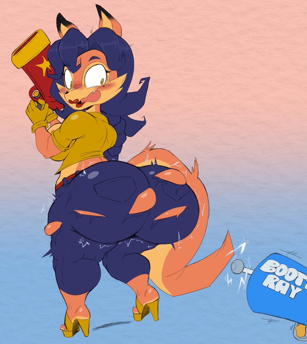 PurpsYoshi's tweet photo. Fox cop tests the booty ray https://t.co/3gP1eJfRJA