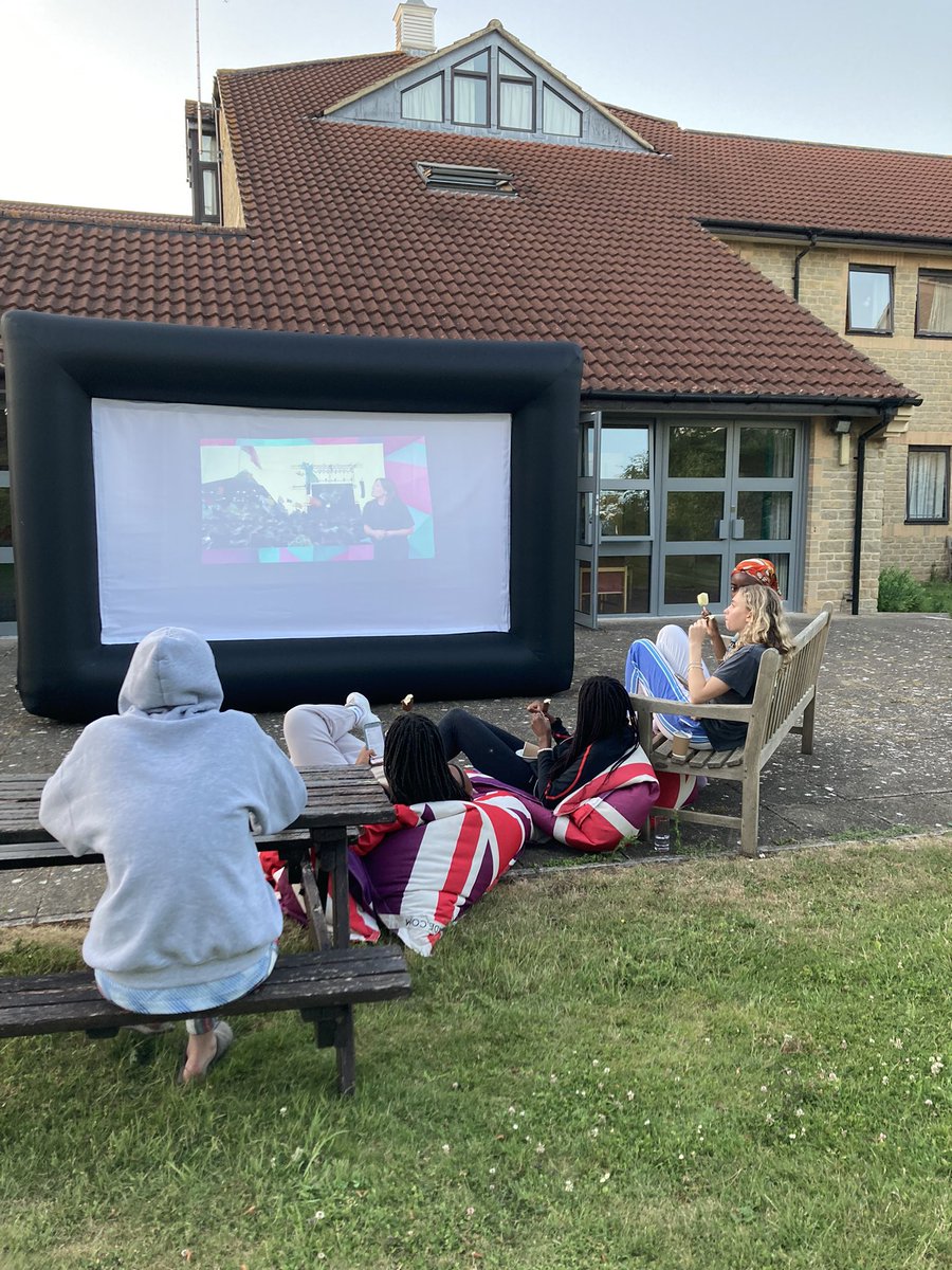 🎶 🍟 🍿 The last fun Friday of the year, and we ended with a bang! Outside cinema with hot chips, ice creams, sweets and Glastonbury (which is only a few fields away) as the sun sets!🎶🍟🍿#MillfieldSenior #millfieldboarding #Millfield #iloveboarding #NationalBoardingWeek